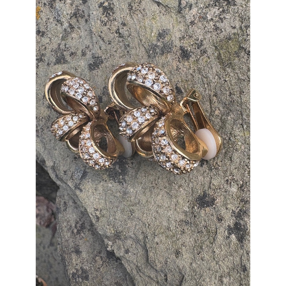 Oscar de la Renta Gold Clover Pavé Crystal Clip-On Earrings OS - Picture 6 of 14